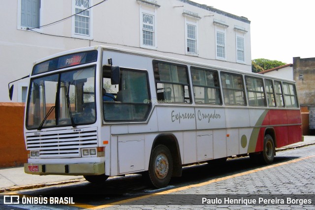 Expresso Cruzador 4014 na cidade de Vassouras, Rio de Janeiro, Brasil, por Paulo Henrique Pereira Borges. ID da foto: 11396745.