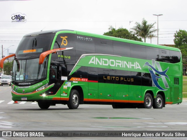Empresa de Transportes Andorinha 7052 na cidade de Barueri, São Paulo, Brasil, por Henrique Alves de Paula Silva. Número da foto: #11396260.
