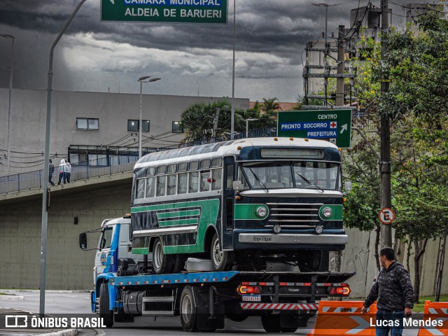 Ônibus Particulares Eqy1954 na cidade de Barueri, São Paulo, Brasil, por Lucas Mendes. ID da foto: 11394780.