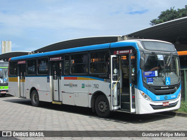 Transportadora Globo 782 na cidade de Olinda, Pernambuco, Brasil, por Gustavo Felipe Melo. Número da foto: #11394371.