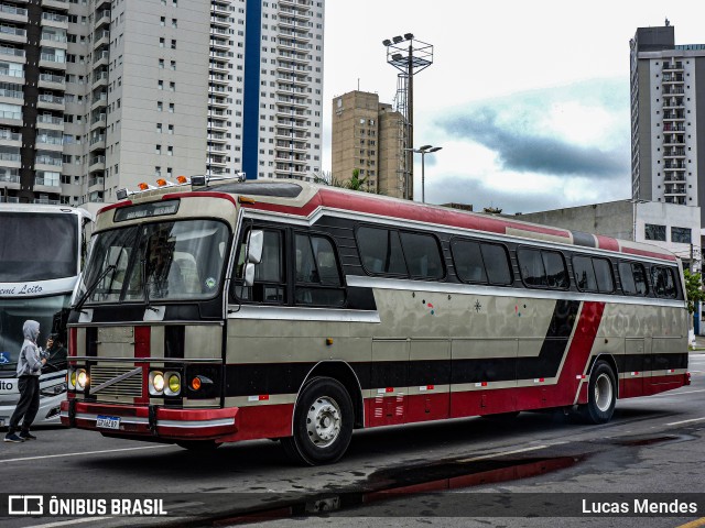Ônibus Particulares 6489 na cidade de Barueri, São Paulo, Brasil, por Lucas Mendes. Número da foto: #11394741.