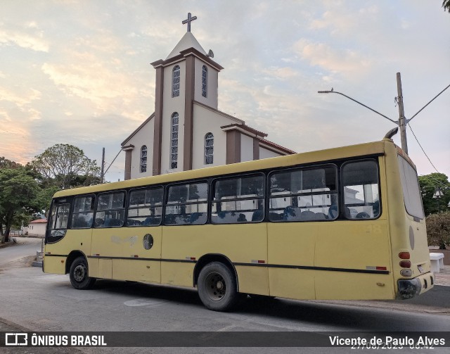 Líder Turismo 2318 na cidade de Santo Antônio do Monte, Minas Gerais, Brasil, por Vicente de Paulo Alves. ID da foto: 11395453.