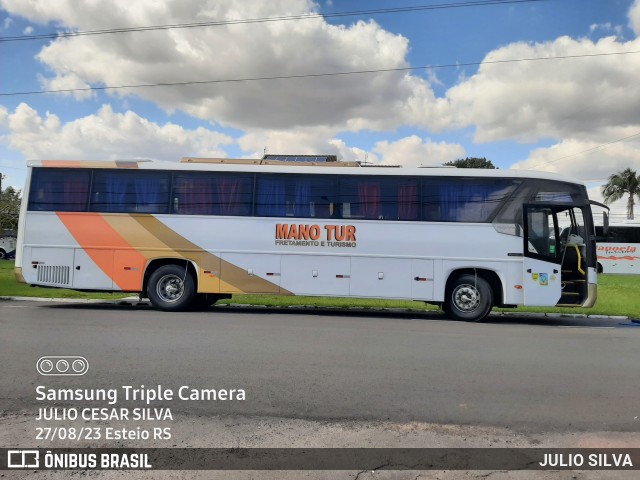 Mano Tur Fretamento e Turismo 8079 na cidade de Esteio, Rio Grande do Sul, Brasil, por JULIO SILVA. ID da foto: 11398082.