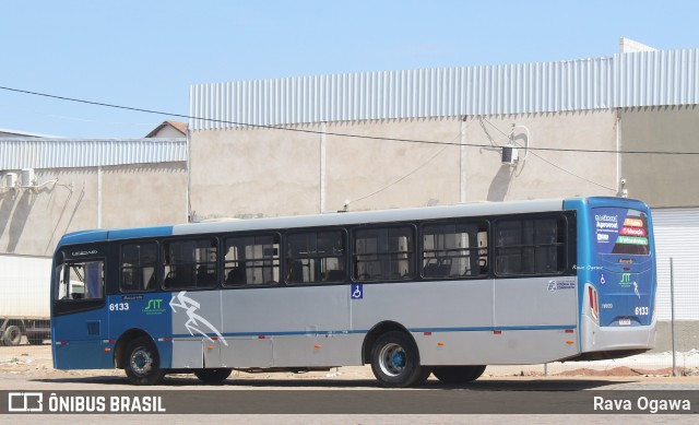 ATT - Atlântico Transportes e Turismo 6133 na cidade de Vitória da Conquista, Bahia, Brasil, por Rava Ogawa. Número da foto: #11402048.