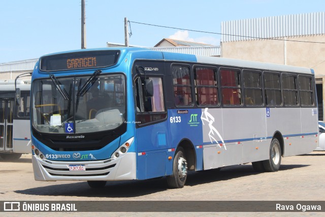 ATT - Atlântico Transportes e Turismo 6133 na cidade de Vitória da Conquista, Bahia, Brasil, por Rava Ogawa. Número da foto: #11402056.