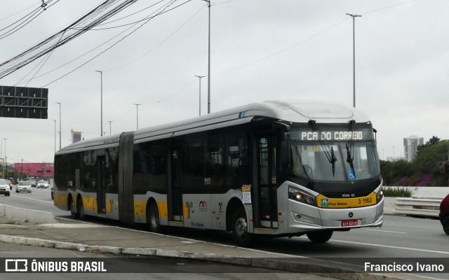 Viação Metrópole Paulista - Zona Leste 3 1162 na cidade de São Paulo, São Paulo, Brasil, por Francisco Ivano. Número da foto: #11403168.