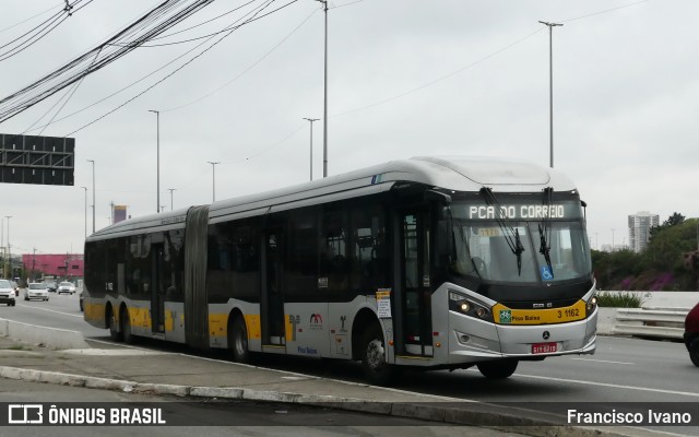 Viação Metrópole Paulista - Zona Leste 3 1162 na cidade de São Paulo, São Paulo, Brasil, por Francisco Ivano. ID da foto: 11403168.