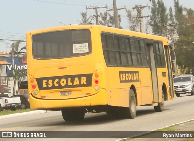 Escolares 1F59 na cidade de Rio das Ostras, Rio de Janeiro, Brasil, por Ryan Martins. Número da foto: #11402483.