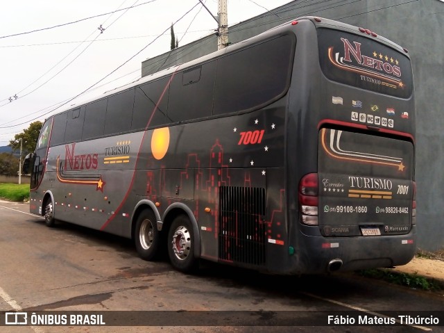 Netos Turismo 7001 na cidade de Três Corações, Minas Gerais, Brasil, por Fábio Mateus Tibúrcio. ID da foto: 11401353.