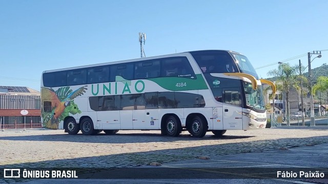 Empresa União de Transportes 4184 na cidade de Balneário Camboriú, Santa Catarina, Brasil, por Fábio Paixão. ID da foto: 11328205.