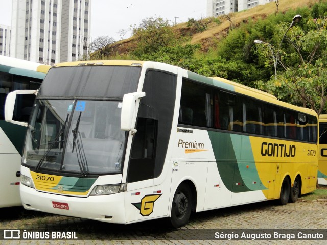 Empresa Gontijo de Transportes 21070 na cidade de Belo Horizonte, Minas Gerais, Brasil, por Sérgio Augusto Braga Canuto. ID da foto: 11406106.