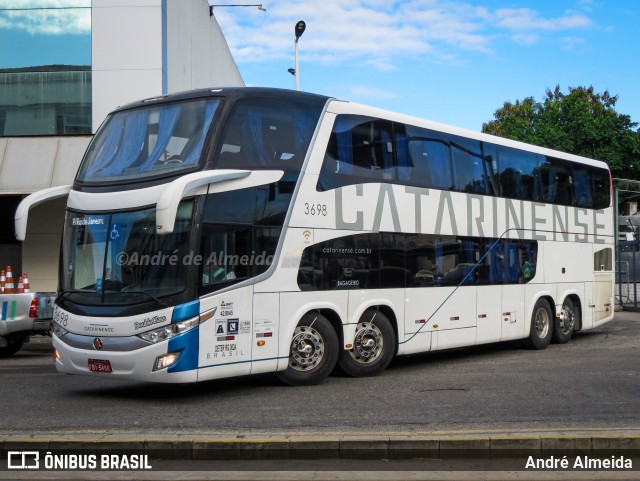 Auto Viação Catarinense 3698 na cidade de Rio de Janeiro, Rio de Janeiro, Brasil, por André Almeida. ID da foto: 11404803.