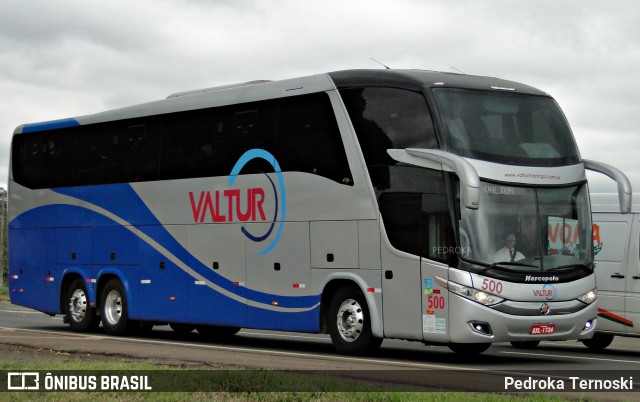 Valtur Turismo 500 na cidade de Apucarana, Paraná, Brasil, por Pedroka Ternoski. Número da foto: #11404676.