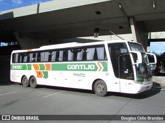 Empresa Gontijo de Transportes 21095 na cidade de Belo Horizonte, Minas Gerais, Brasil, por Douglas Célio Brandao. ID da foto: 11409154.