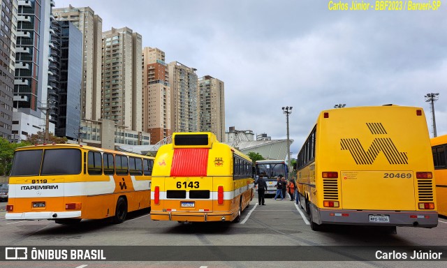 Ônibus Particulares 20469 na cidade de Barueri, São Paulo, Brasil, por Carlos Júnior. Número da foto: #11409350.