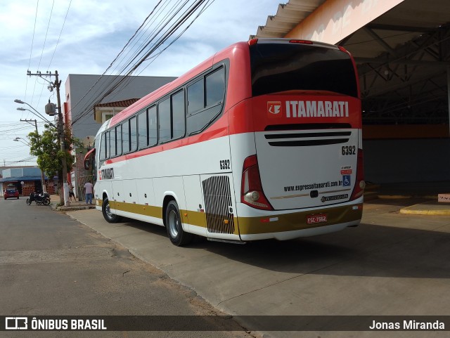 Expresso Itamarati 6392 na cidade de Barrinha, São Paulo, Brasil, por Jonas Miranda. ID da foto: 11407854.