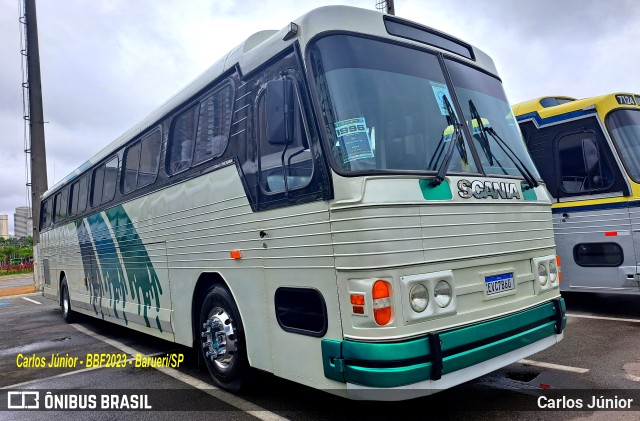 Ônibus Particulares 7160 na cidade de Barueri, São Paulo, Brasil, por Carlos Júnior. Número da foto: #11408169.