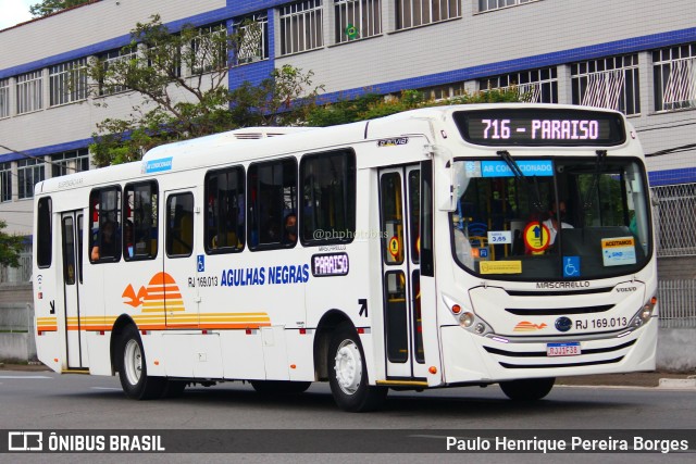 Viação Agulhas Negras RJ 169.013 na cidade de Volta Redonda, Rio de Janeiro, Brasil, por Paulo Henrique Pereira Borges. Número da foto: #11409528.