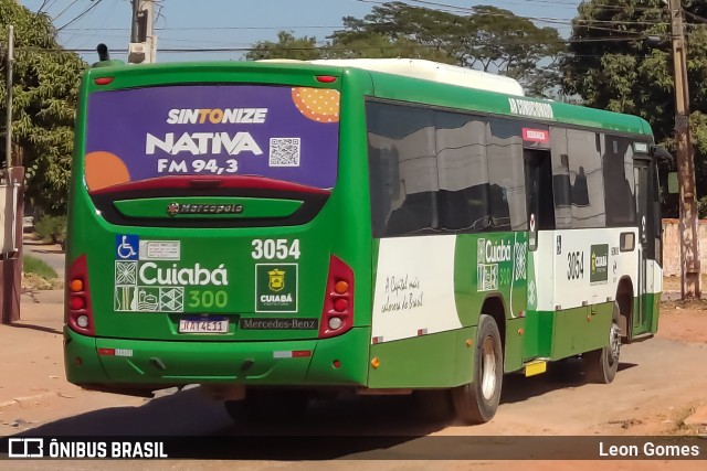 Expresso Caribus Transportes 3054 na cidade de Cuiabá, Mato Grosso, Brasil, por Leon Gomes. ID da foto: 11331326.