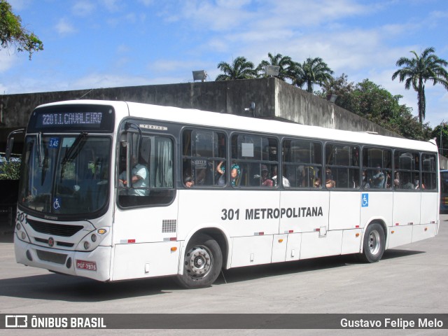 Empresa Metropolitana 301 na cidade de Jaboatão dos Guararapes, Pernambuco, Brasil, por Gustavo Felipe Melo. ID da foto: 11330244.