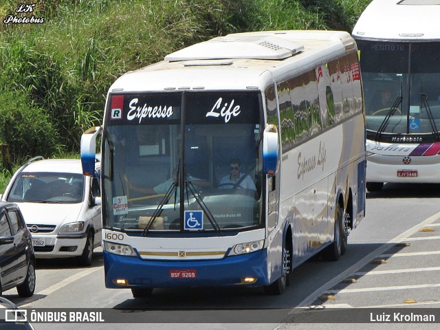 Expresso Life 1600 na cidade de Aparecida, São Paulo, Brasil, por Luiz Krolman. ID da foto: 11334376.