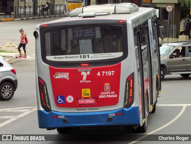 Pêssego Transportes 4 7197 na cidade de São Paulo, São Paulo, Brasil, por Charles Roger. Número da foto: #11333862.