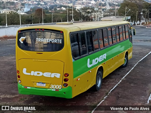 Líder Turismo 3000 na cidade de Pará de Minas, Minas Gerais, Brasil, por Vicente de Paulo Alves. ID da foto: 11337841.