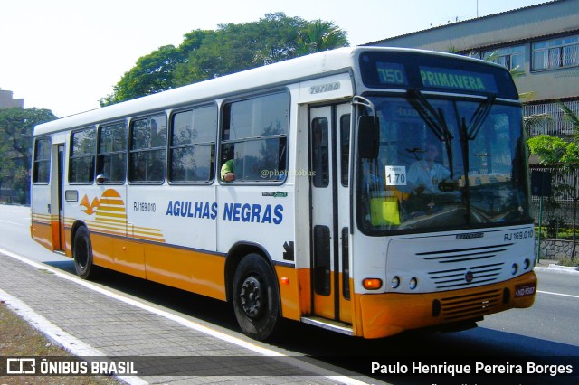 Viação Agulhas Negras RJ 169.010 na cidade de Volta Redonda, Rio de Janeiro, Brasil, por Paulo Henrique Pereira Borges. Número da foto: #11338268.