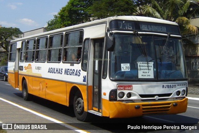 Viação Agulhas Negras RJ 169.011 na cidade de Volta Redonda, Rio de Janeiro, Brasil, por Paulo Henrique Pereira Borges. Número da foto: #11338285.