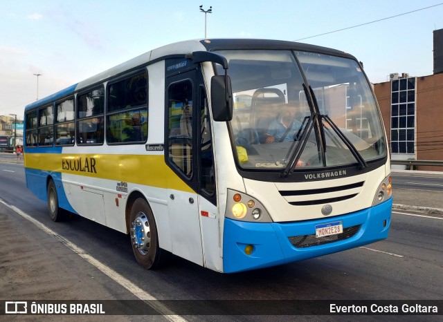 Escolares 10 na cidade de Cariacica, Espírito Santo, Brasil, por Everton Costa Goltara. ID da foto: 11343377.