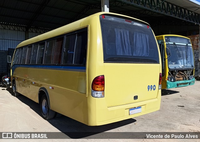 Líder Turismo 990 na cidade de Santo Antônio do Monte, Minas Gerais, Brasil, por Vicente de Paulo Alves. Número da foto: #11344533.