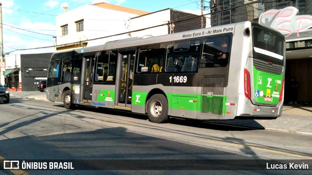 Viação Santa Brígida 1 1669 na cidade de São Paulo, São Paulo, Brasil, por Lucas Kevin. Número da foto: #11344391.