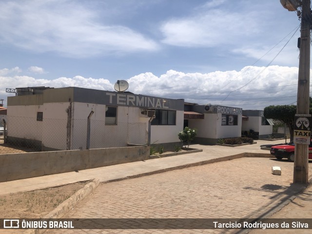 Terminais Rodoviários e Urbanos  na cidade de Seabra, Bahia, Brasil, por Tarcisio Rodrigues da Silva. Número da foto: #11343614.