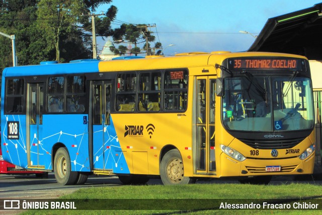 Sharp Transportes 108 na cidade de Araucária, Paraná, Brasil, por Alessandro Fracaro Chibior. Número da foto: #11343173.