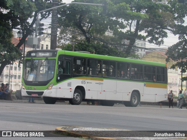 Rodoviária Caxangá 615 na cidade de Recife, Pernambuco, Brasil, por Jonathan Silva. ID da foto: 11410482.