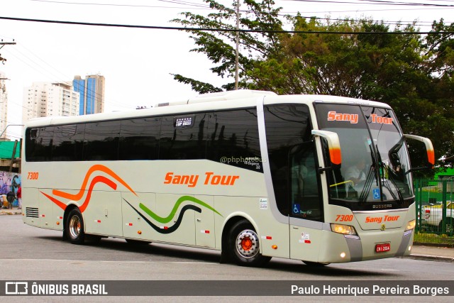 Sany Tour 7300 na cidade de São Paulo, São Paulo, Brasil, por Paulo Henrique Pereira Borges. Número da foto: #11440334.