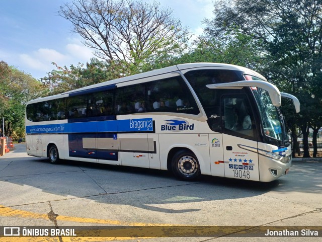 Auto Viação Bragança 19048 na cidade de São Paulo, São Paulo, Brasil, por Jonathan Silva. ID da foto: 11440093.