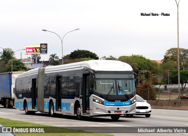 Viação Grajaú S.A. 6 1684 na cidade de Barueri, São Paulo, Brasil, por Michael  Alberto Vieira. Número da foto: #11438440.