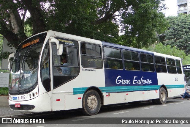 Gran Eufrasia Turística 012 na cidade de Barra do Piraí, Rio de Janeiro, Brasil, por Paulo Henrique Pereira Borges. Número da foto: #11440382.