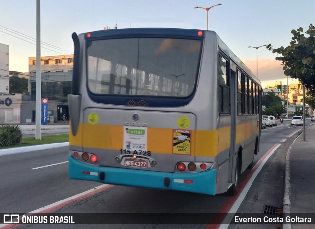 Oxford Turismo 2600 na cidade de Vitória, Espírito Santo, Brasil, por Everton Costa Goltara. ID da foto: 11439275.