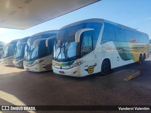 Empresa Gontijo de Transportes 21325 na cidade de Ribeirão Preto, São Paulo, Brasil, por Vanderci Valentim. ID da foto: 11441942.