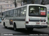 Petro Ita Transportes Coletivos de Passageiros 2098 na cidade de Petrópolis, Rio de Janeiro, Brasil, por Roberto Marinho - Ônibus Expresso. ID da foto: :id.