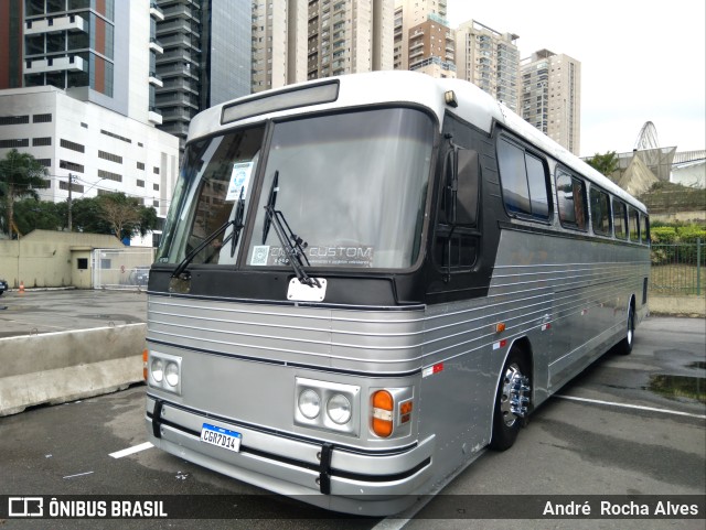 Ônibus Particulares 7D14 na cidade de Barueri, São Paulo, Brasil, por André  Rocha Alves. Número da foto: #11445113.