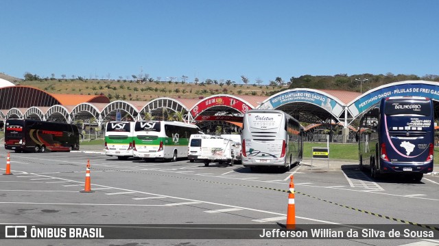 Valetur Transportes Locação e Turismo 4090 na cidade de Aparecida, São Paulo, Brasil, por Jefferson Willian da Silva de Sousa. ID da foto: 11449881.