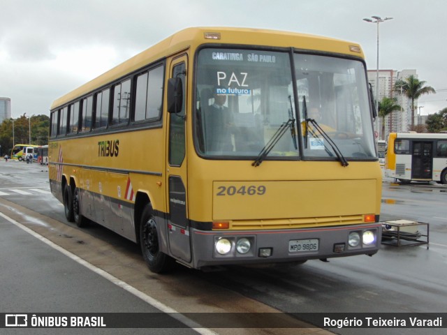 Ônibus Particulares 20469 na cidade de Barueri, São Paulo, Brasil, por Rogério Teixeira Varadi. ID da foto: 11448489.