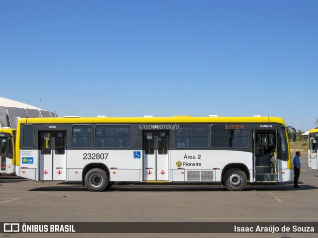 Viação Pioneira 232807 na cidade de Brasília, Distrito Federal, Brasil, por Isaac Araújo de Souza. Número da foto: #11451019.