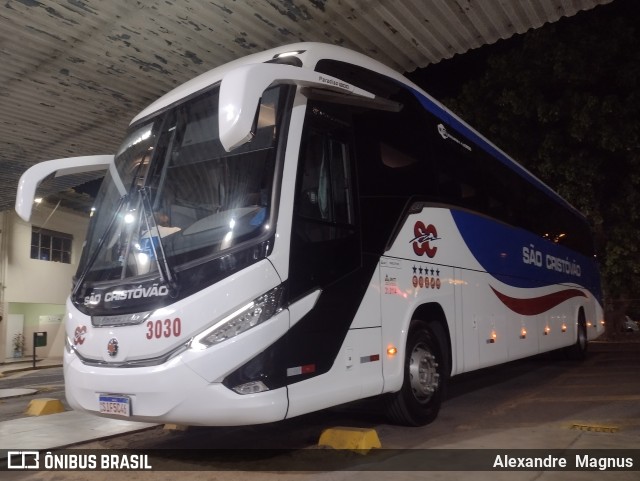 Viação São Cristóvão 3030 na cidade de Itaúna, Minas Gerais, Brasil, por Alexandre  Magnus. Número da foto: #11451194.