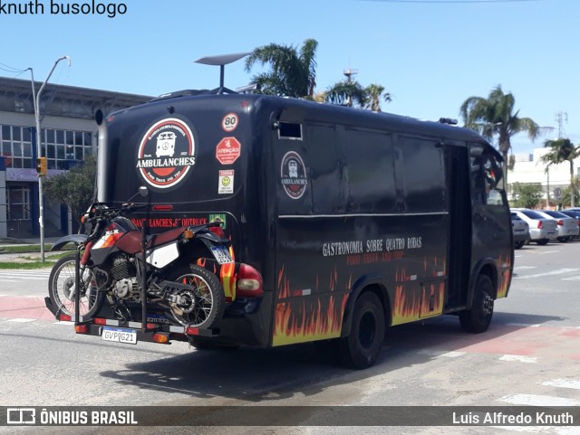 Ambulanches 9621 na cidade de Rio Grande, Rio Grande do Sul, Brasil, por Luis Alfredo Knuth. Número da foto: #11456988.