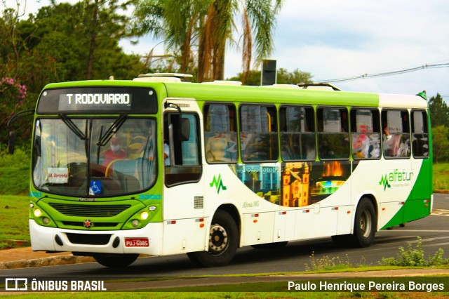 Alfetur - Alfenas Transportes e Turismo 3300 na cidade de Alfenas, Minas Gerais, Brasil, por Paulo Henrique Pereira Borges. ID da foto: 11461224.