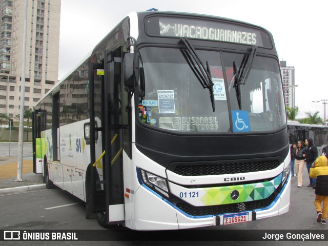 Viação Guaianazes 01 121 na cidade de Barueri, São Paulo, Brasil, por Jorge Gonçalves. ID da foto: 11460987.